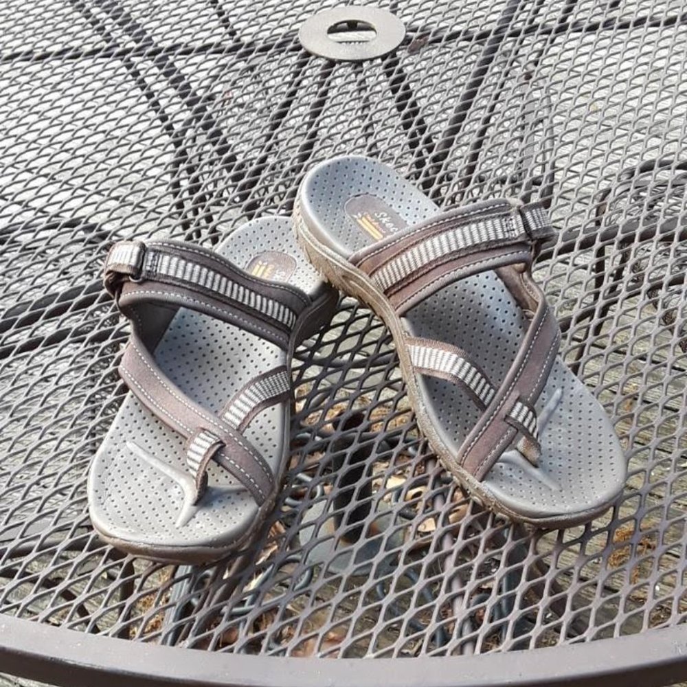 Skechers Reggae-Rasta Sandals Size 8